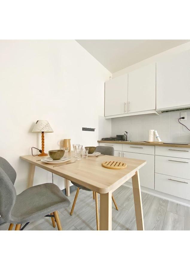 Coup De Coeur Au Pied Du Chateau - Nice Studio Ideally Located Annecy Kültér fotó